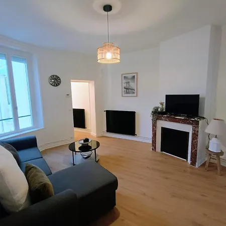 Lägenhet Lumineux Proche Hyper-centre Reims